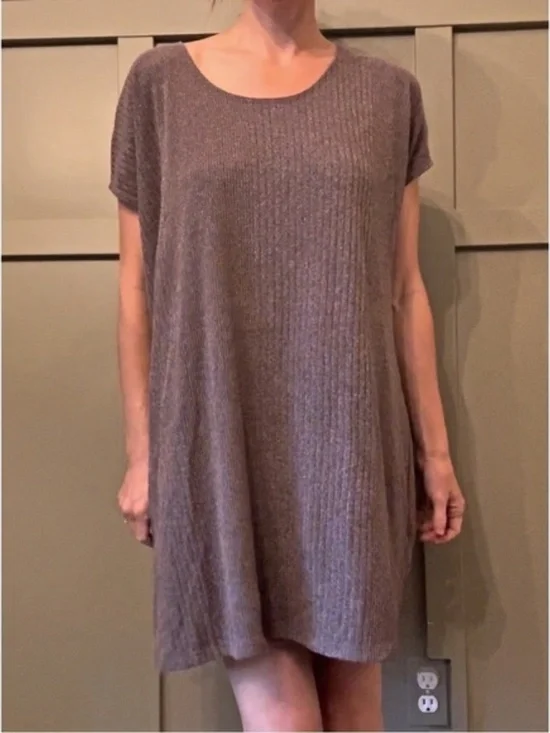 Aritzia Wilfred Free Knit Shirt Dress Oversized Relaxed Fit Purple Size Small - Picture 2 of 12